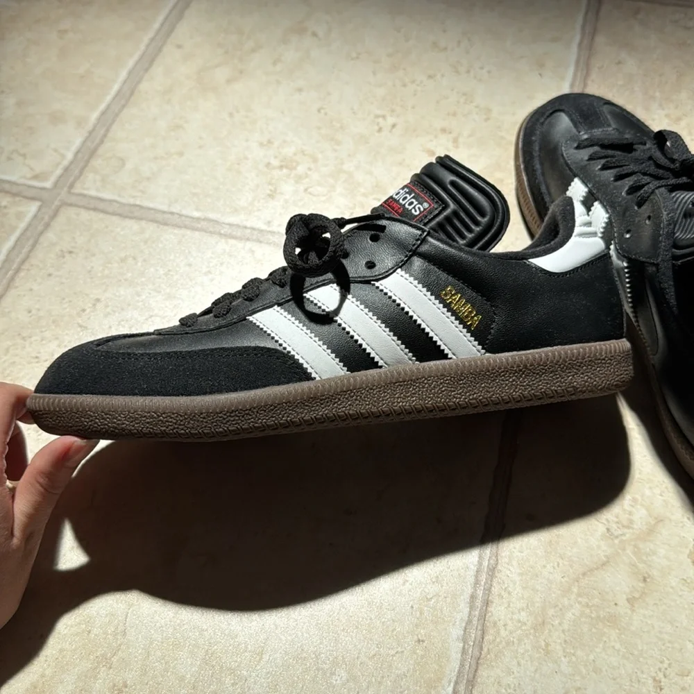 NWT ADIDAS SAMBRA CLASSIC